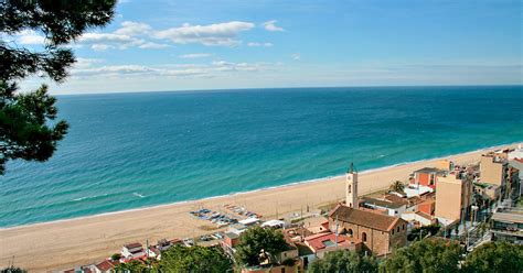 Platja de Montgat, Spain